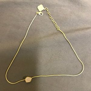 Kendra Scott necklace